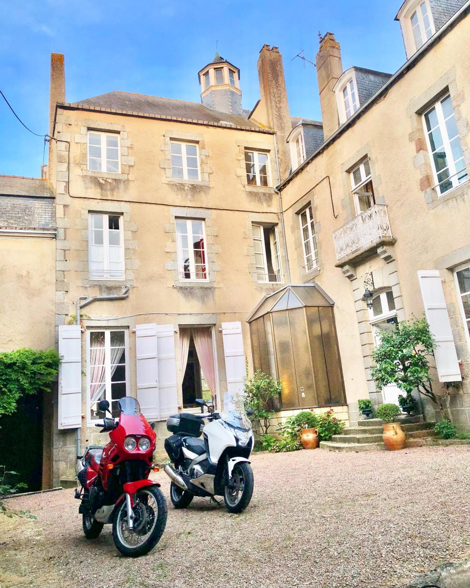 L'Hotel De Herce Chambre D'Hote Mayenne Kültér fotó